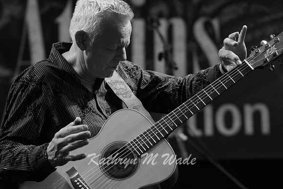 Tommy Emmanuel-6741-Edit B and W