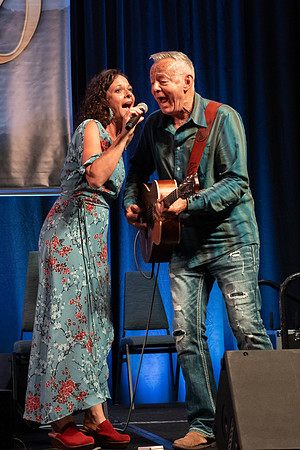 Annie Sellick and Tommy Emmanuel-9983