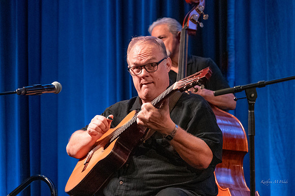Annie and the Hot Club, CAAS 2024-9939