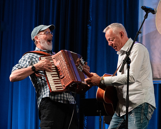 Jeff Taylor and Tommy Emmanuel-1510