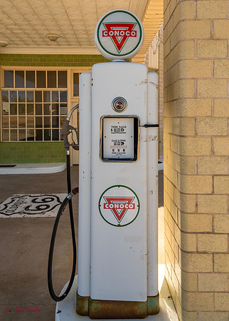 Conoco, gas pump, Shamrock, Tower Building-5113-2