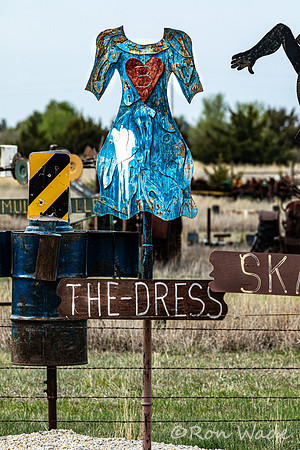 yard art, M T Ligget, Kansas-9046