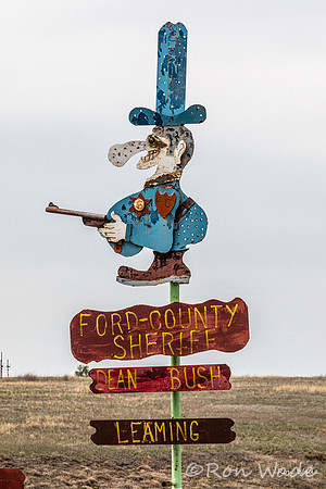 yard art, M T Ligget, Kansas-9025-2