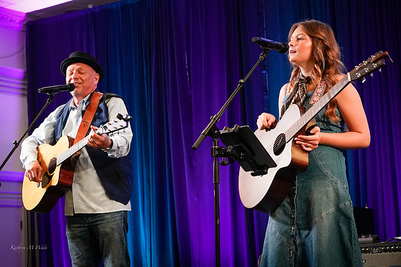 Tony Hooper and Caroline Capree-99500