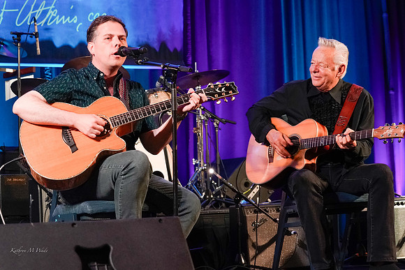 Ben Hall and Tommy Emmanuel-91595