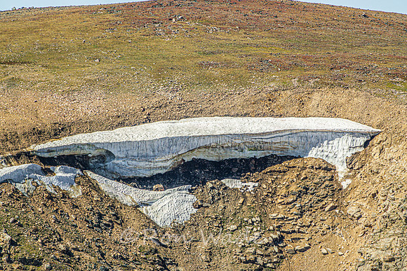 Beartooth Highway, mountains, ponds, snowpack-4551