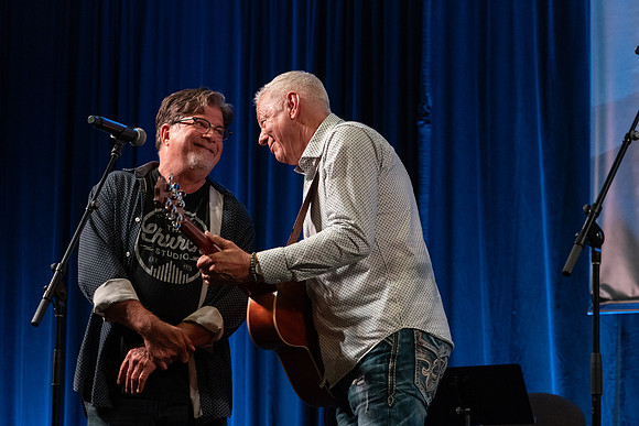 Pat Bergeson and Tommy Emmanuel-1389