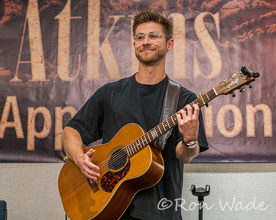 Collin Hill-6644