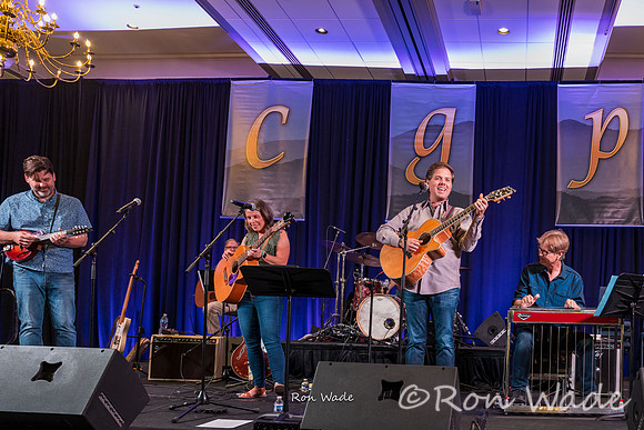 Don Dunham bass, Meagan Taylor, Ben Hall, Mike Johnson, Zack Childs mandolin, Ricky Brasfield-7001-2