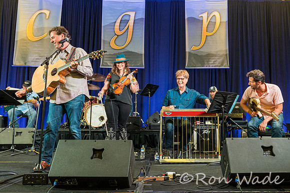 Ben Hall, Jenee Fleenor, Mike Johnson, Dusty Parker guitar-7058