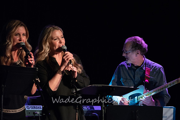 G-men MERF Concert, Chris Leuzinger, Norris Sisters-6250