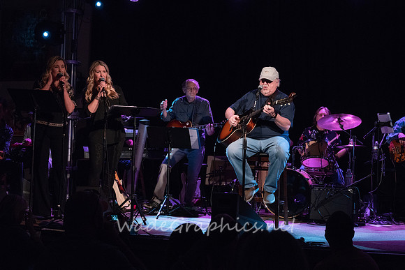 G-men MERF Concert, Pat Alger-6098