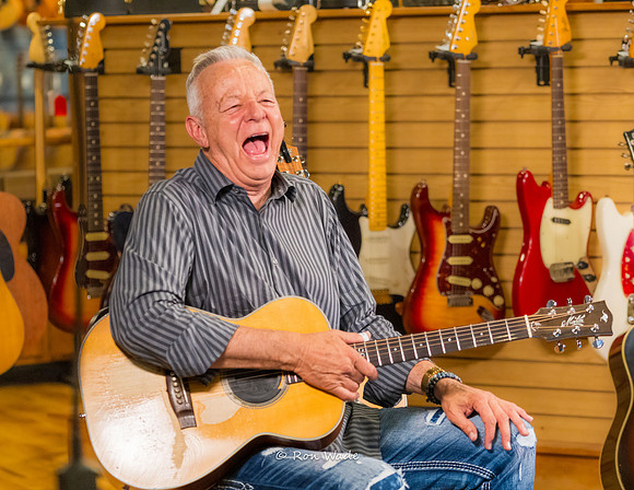 Tommy Emmanuel CGP-2540