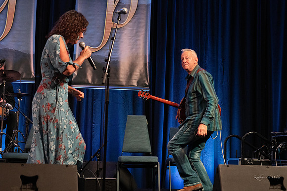 Annie and the Hot Club, CAAS 2024-0077