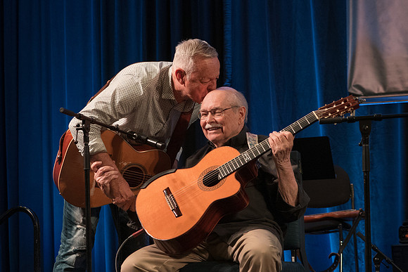 Tommy Emmanuel and John Knowles -1024