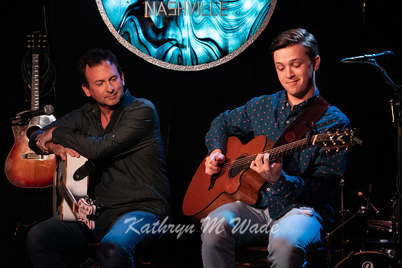 KMW09104