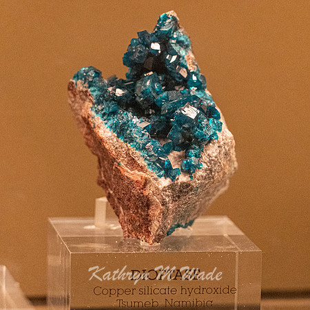 KMW06194