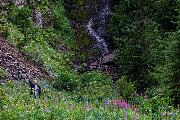 Kat, Yellowstone-5386-2