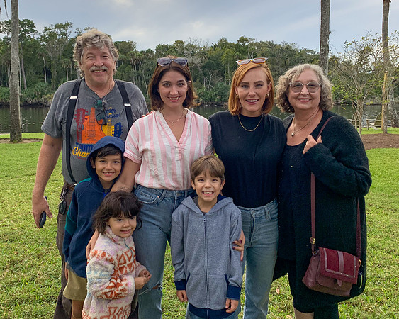 Ron, James, Beckett, Sadie, Sara, Megan, Kat-3158