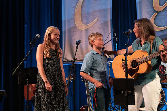 Megan Taylor Anderson, Jason Coleman, and kiddos, CAAS 2024-9448