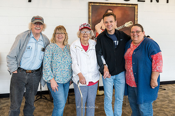 Mark Pritcher, Denise Hastings, Marilyn Kirtley, Parker Hastings, Carol Pritcher-7710-2