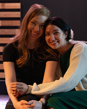 Kelly and Sara-99961