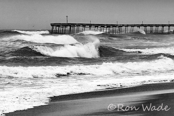 wild waves Kitty Hawk storm-12571