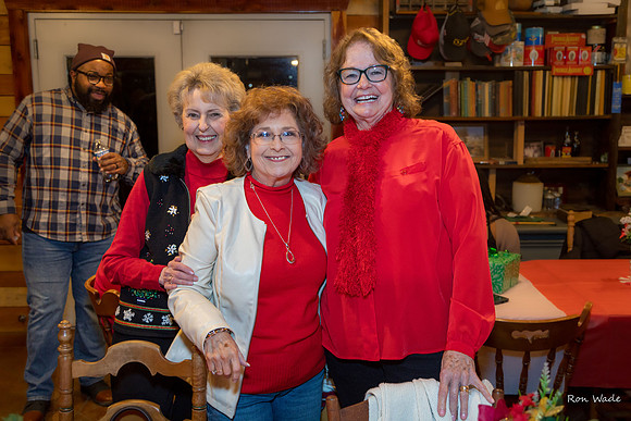 Linda Stewart, Anita, Judi Rhodes-7315-2
